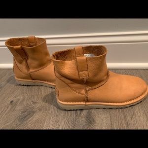 Ugg Boots (Fall)